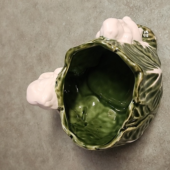 MAXCERA Cabbages ceramic Planter Dish Green with Bunnies - Picture 2 of 4